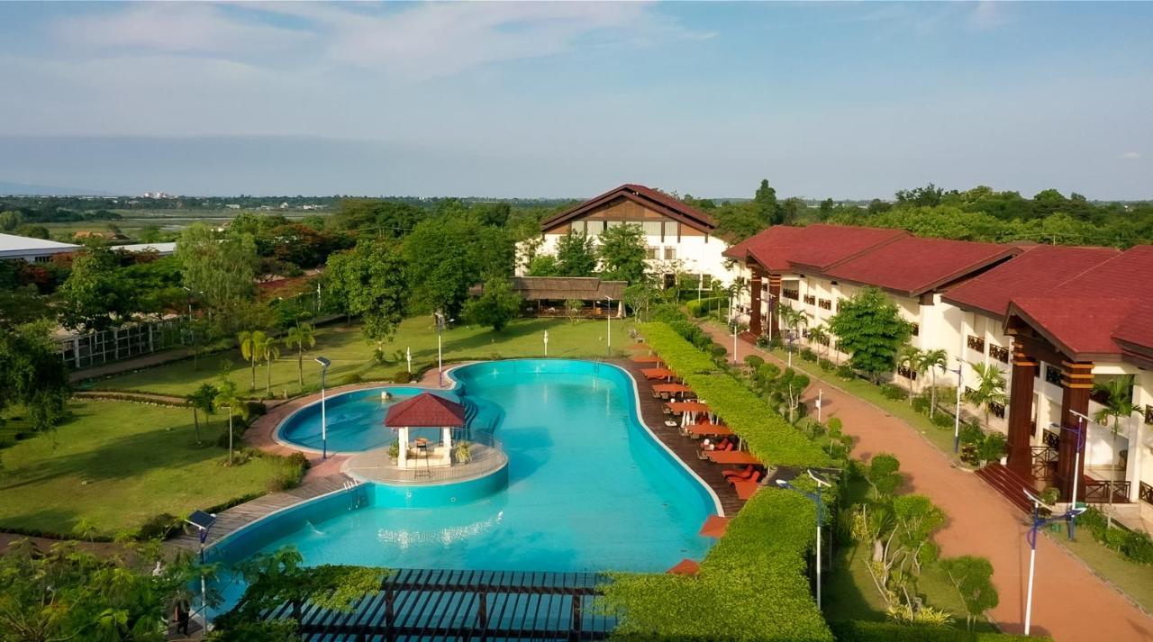36Manor International Sport Hotel Vientiane Buitenkant foto