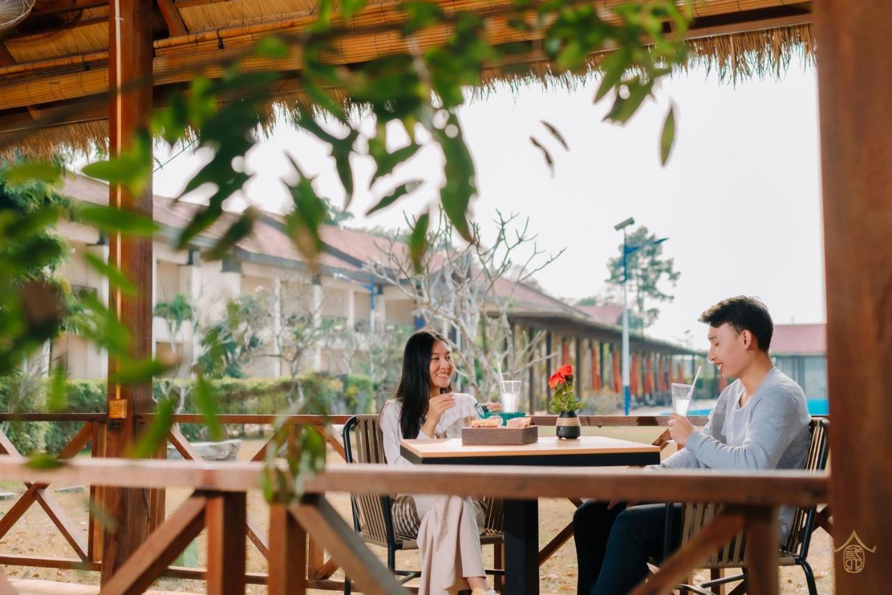36Manor International Sport Hotel Vientiane Buitenkant foto