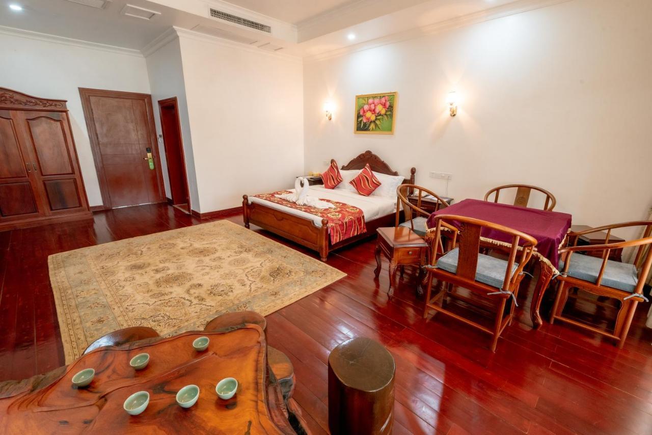 36Manor International Sport Hotel Vientiane Buitenkant foto
