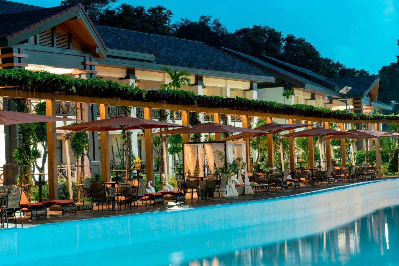 36Manor International Sport Hotel Vientiane Buitenkant foto