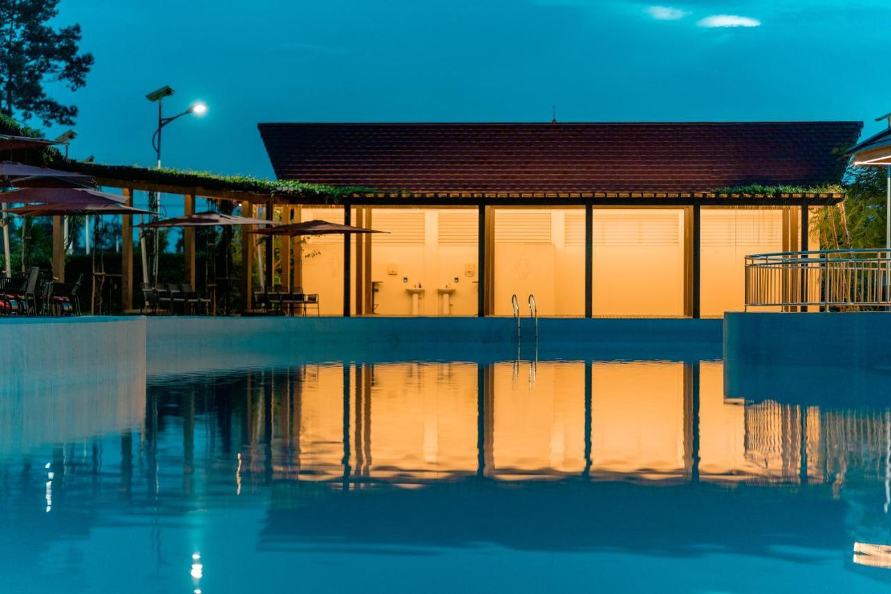 36Manor International Sport Hotel Vientiane Buitenkant foto